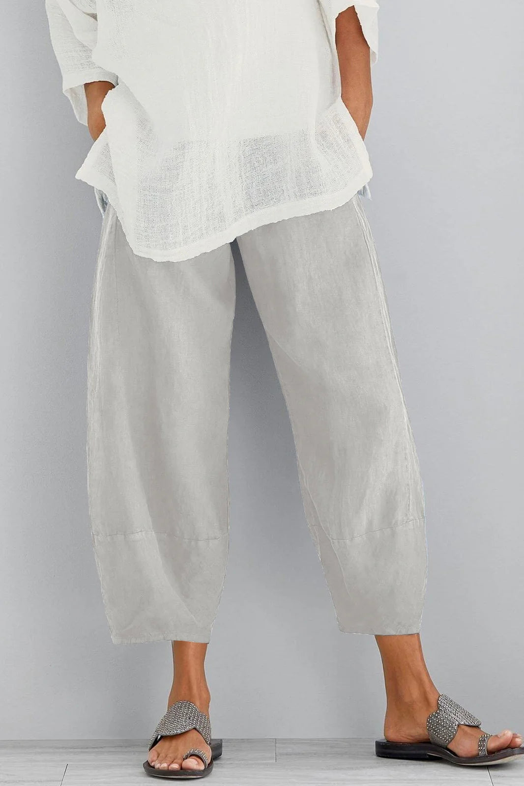 Aizada | Women's Pocket Cropped Length Wide Leg Trousers