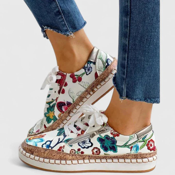 Alamea | Women's Low Top Zipper Closed Toe Lace Up Shoes