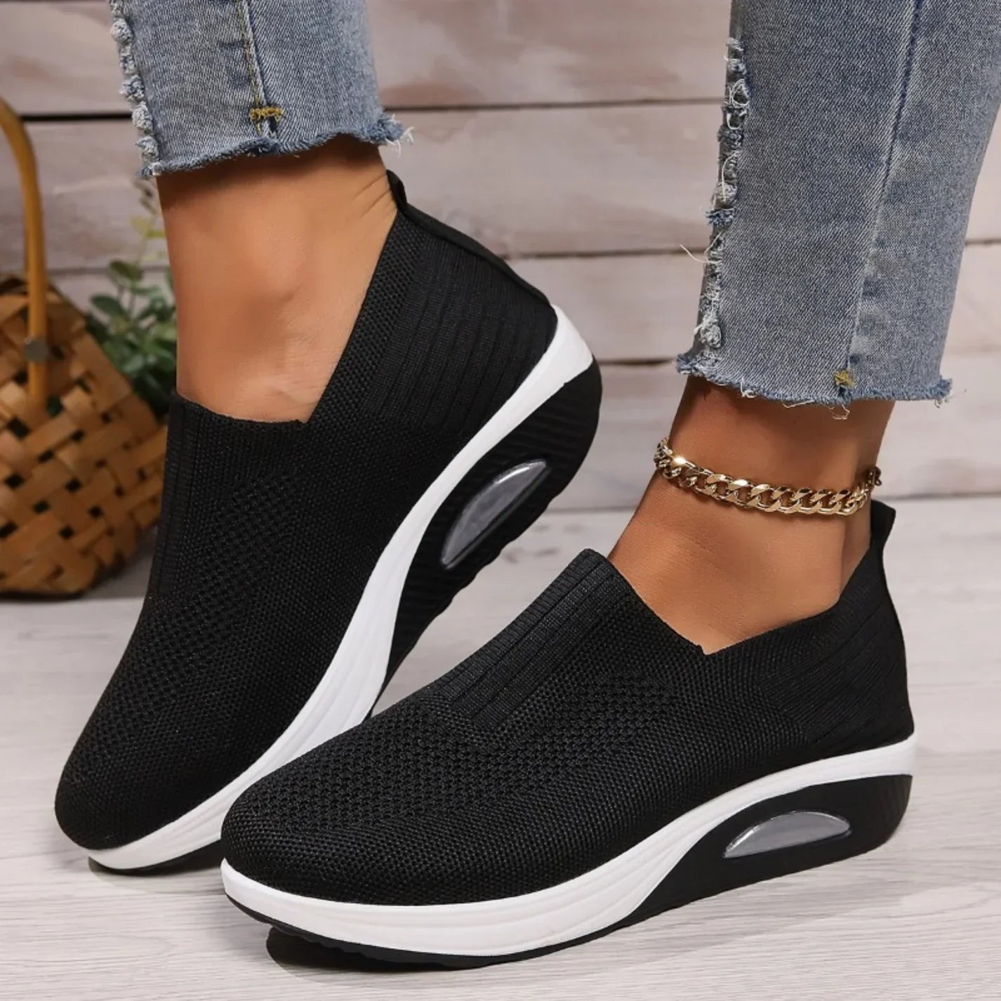 Alissa | Women’s Slip On Round Toe Cushioned Sneakers