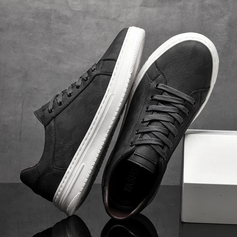 Alonzo | Men’s Lace Up Round Toe Sneakers