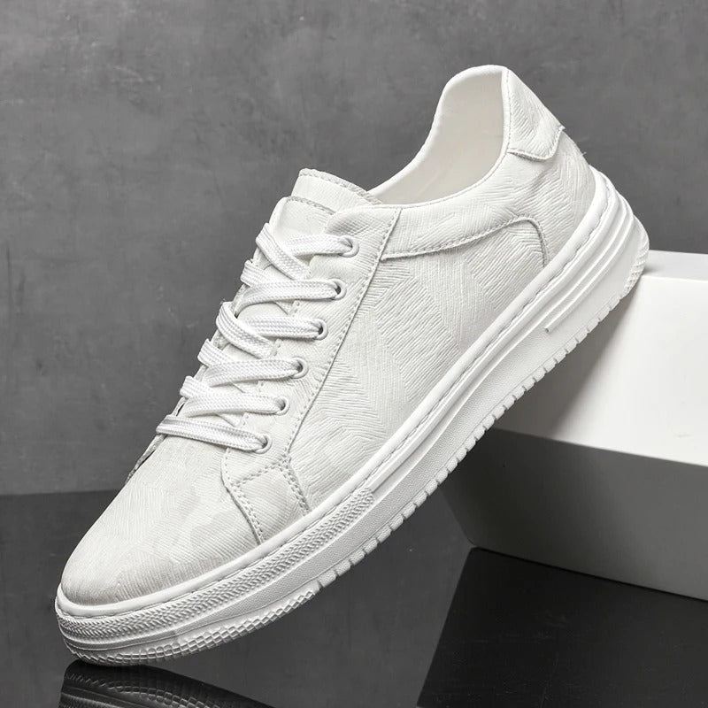 Alonzo | Men’s Lace Up Round Toe Sneakers
