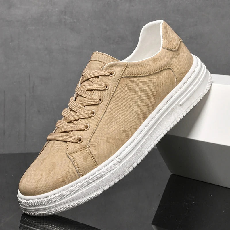 Alonzo | Men’s Lace Up Round Toe Sneakers