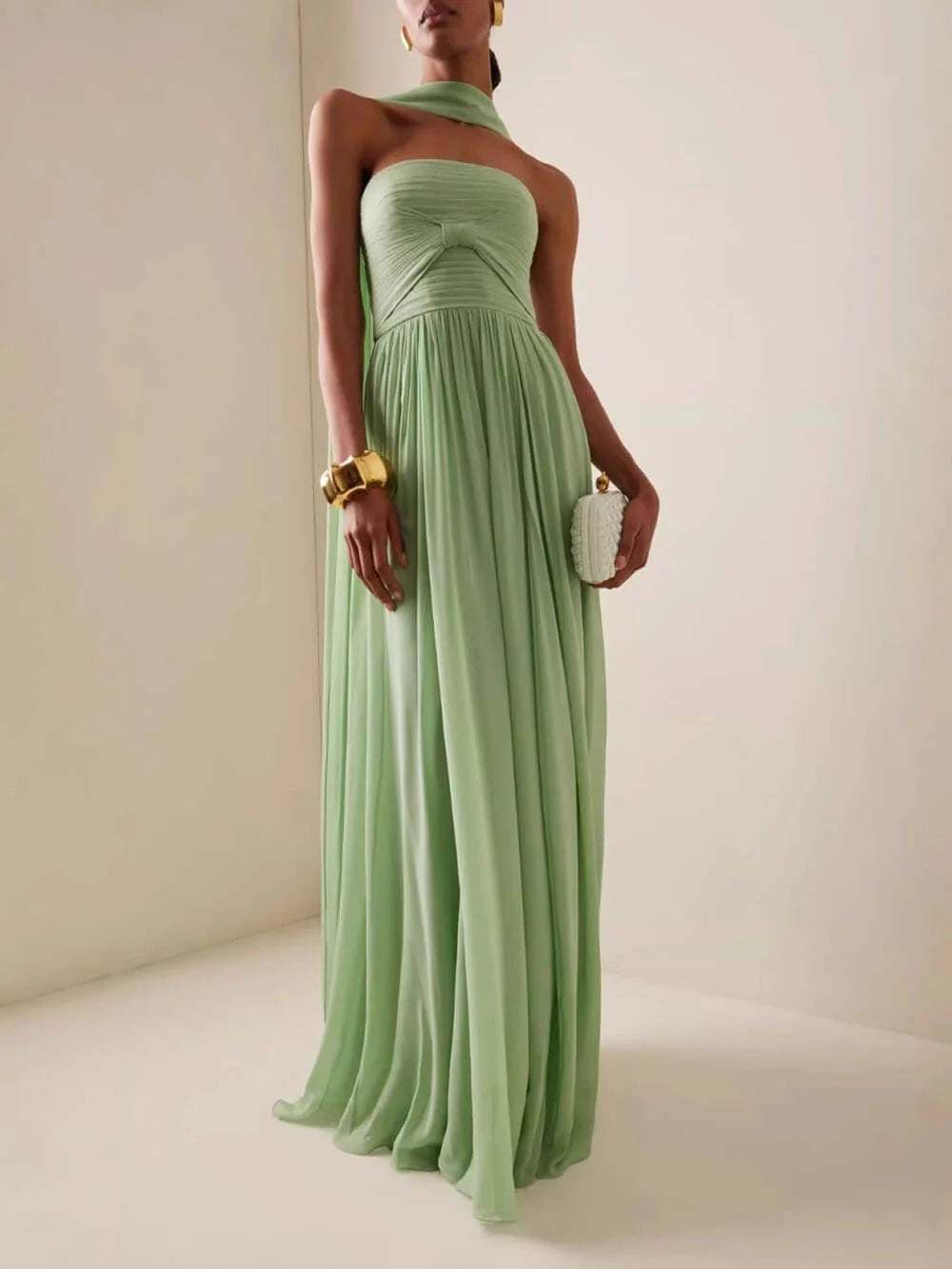 Amineh | Women’s Pleated Sleeveless Flowy Wedding Guest Dress
