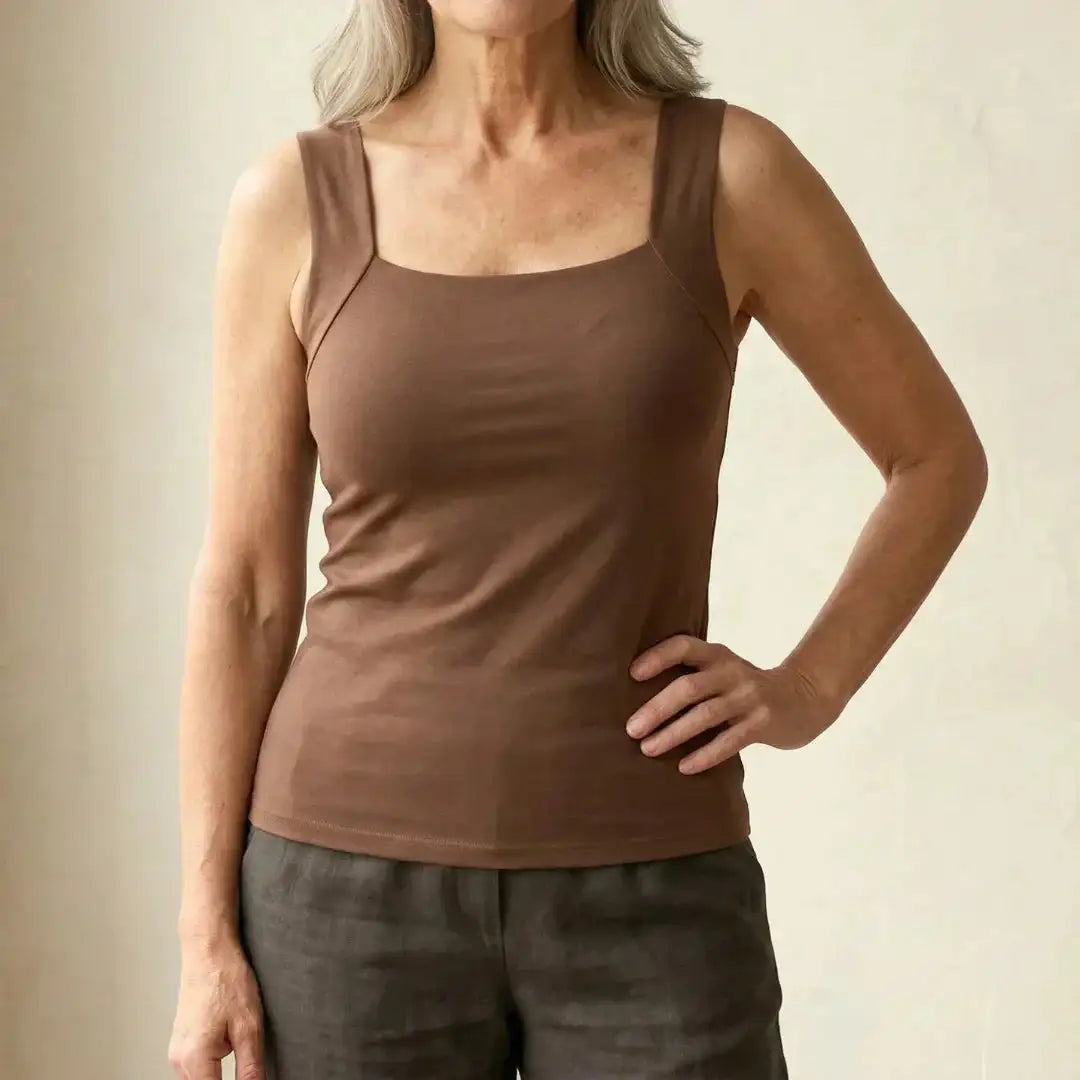 Amruta | Women's Fitted Sleeveless Square Neck Bra Tank Top
