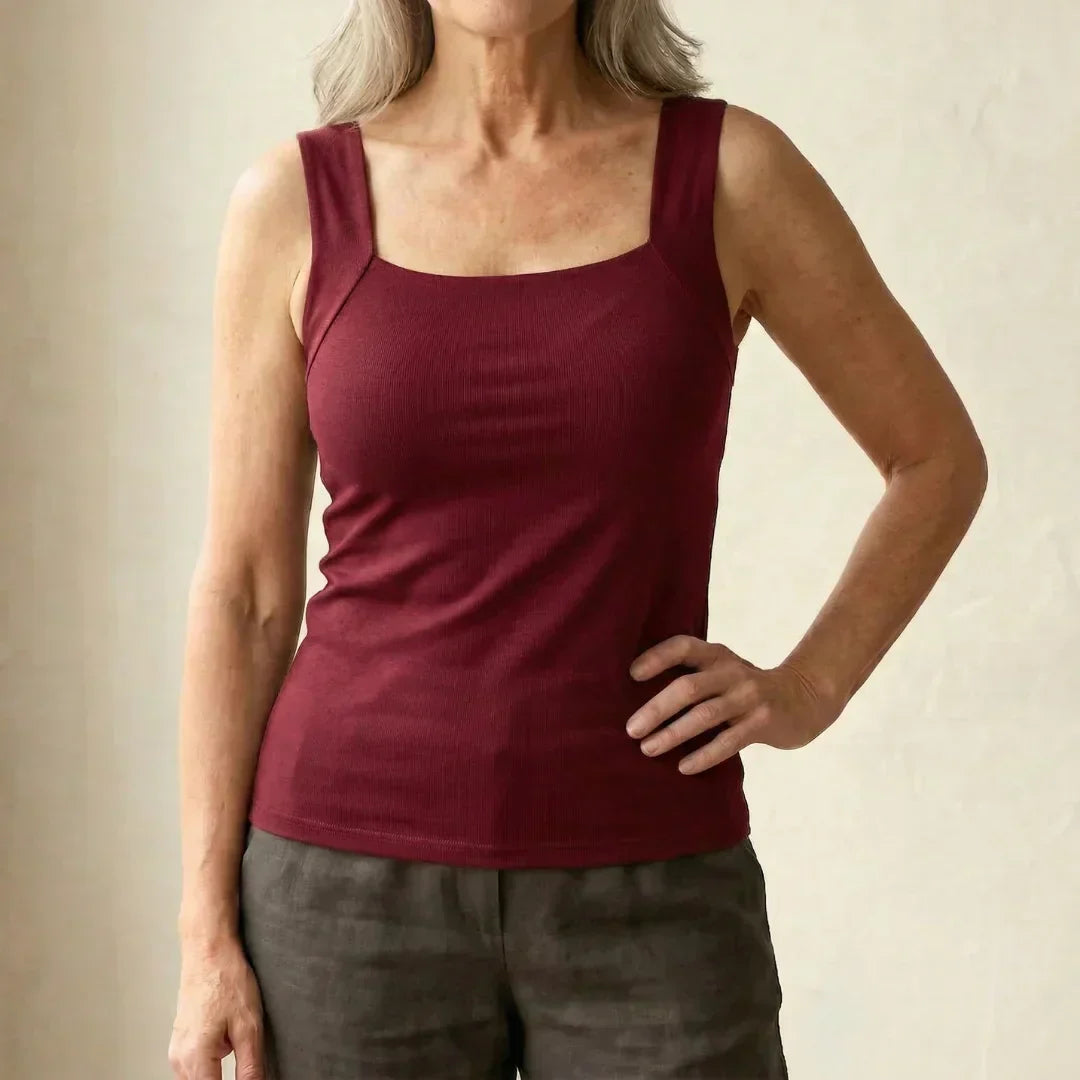 Amruta | Women's Fitted Sleeveless Square Neck Bra Tank Top