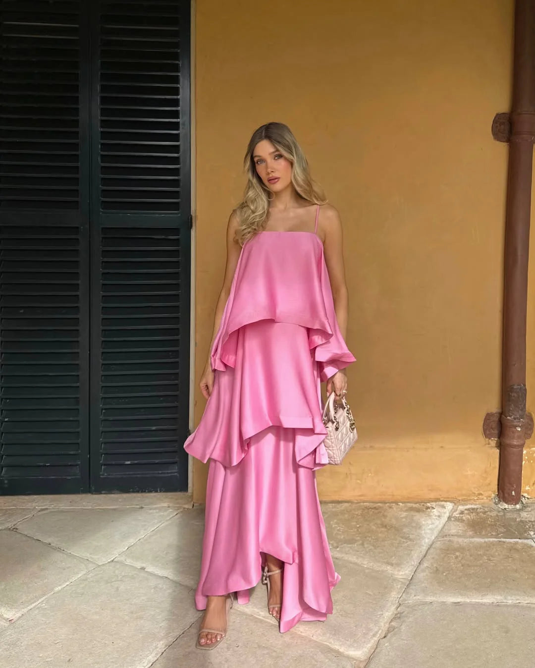 Analeigh | Women’s Sleeveless Square Neck Wedding Guest Dress