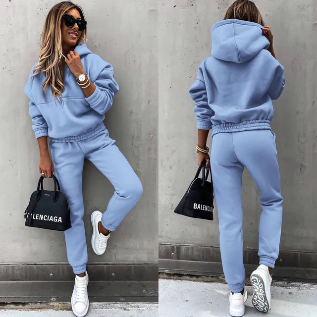 Analia | Women’s Long Sleeve Sweatshirt and Sweatpants Two Piece Set
