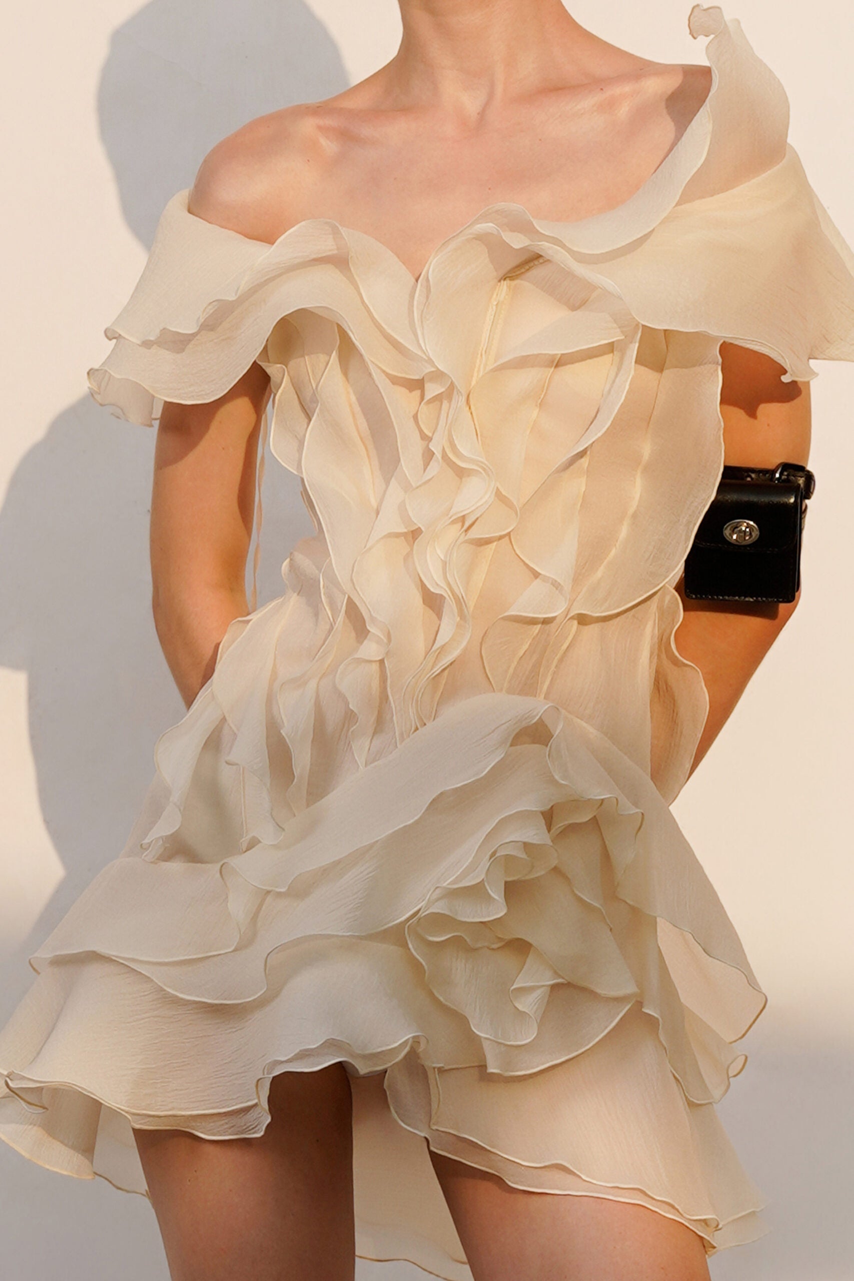 Anita | Women’s Ruffled V Neck Sleeveless Party Dress