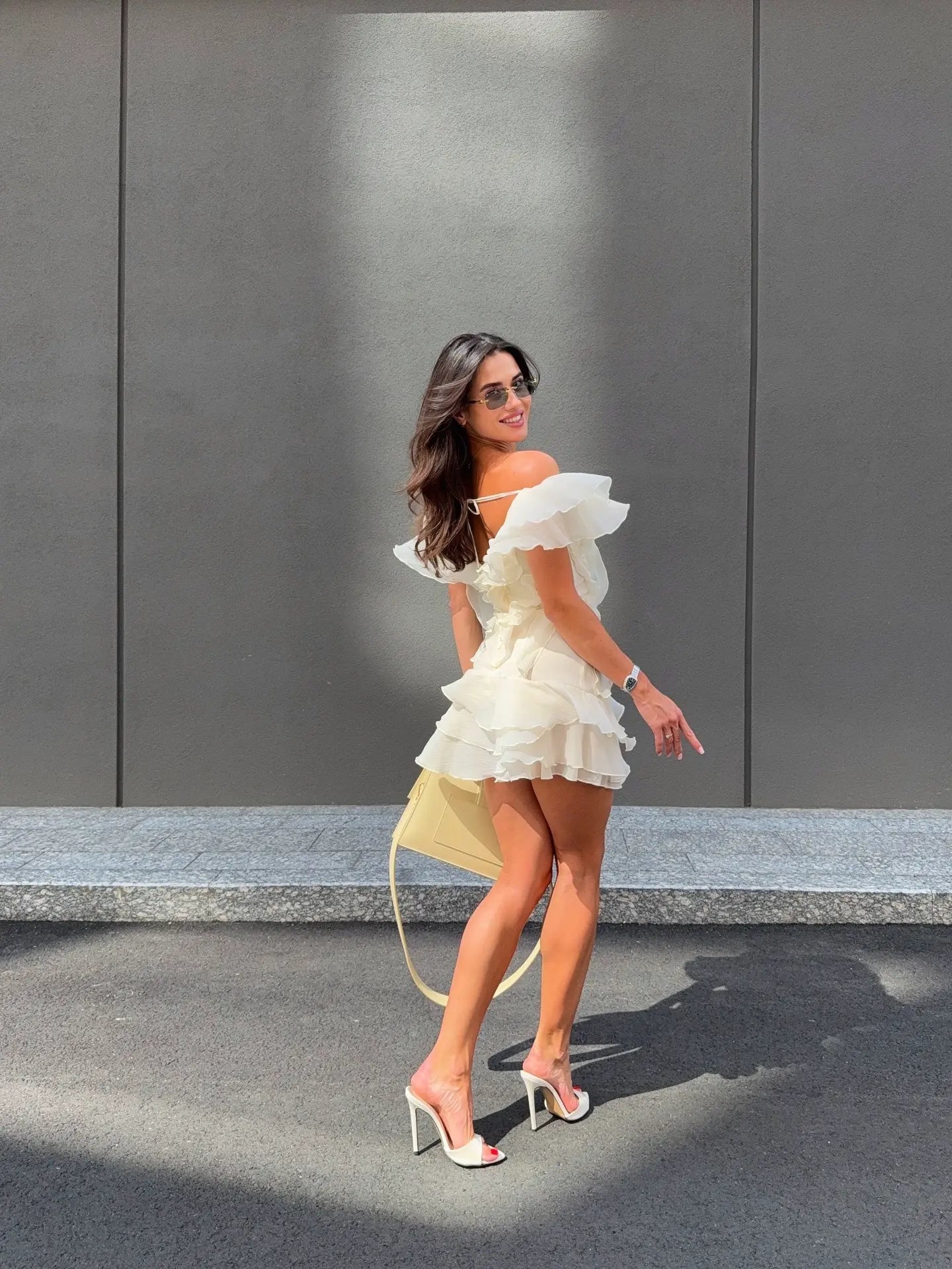 Anita | Women’s Ruffled V Neck Sleeveless Party Dress