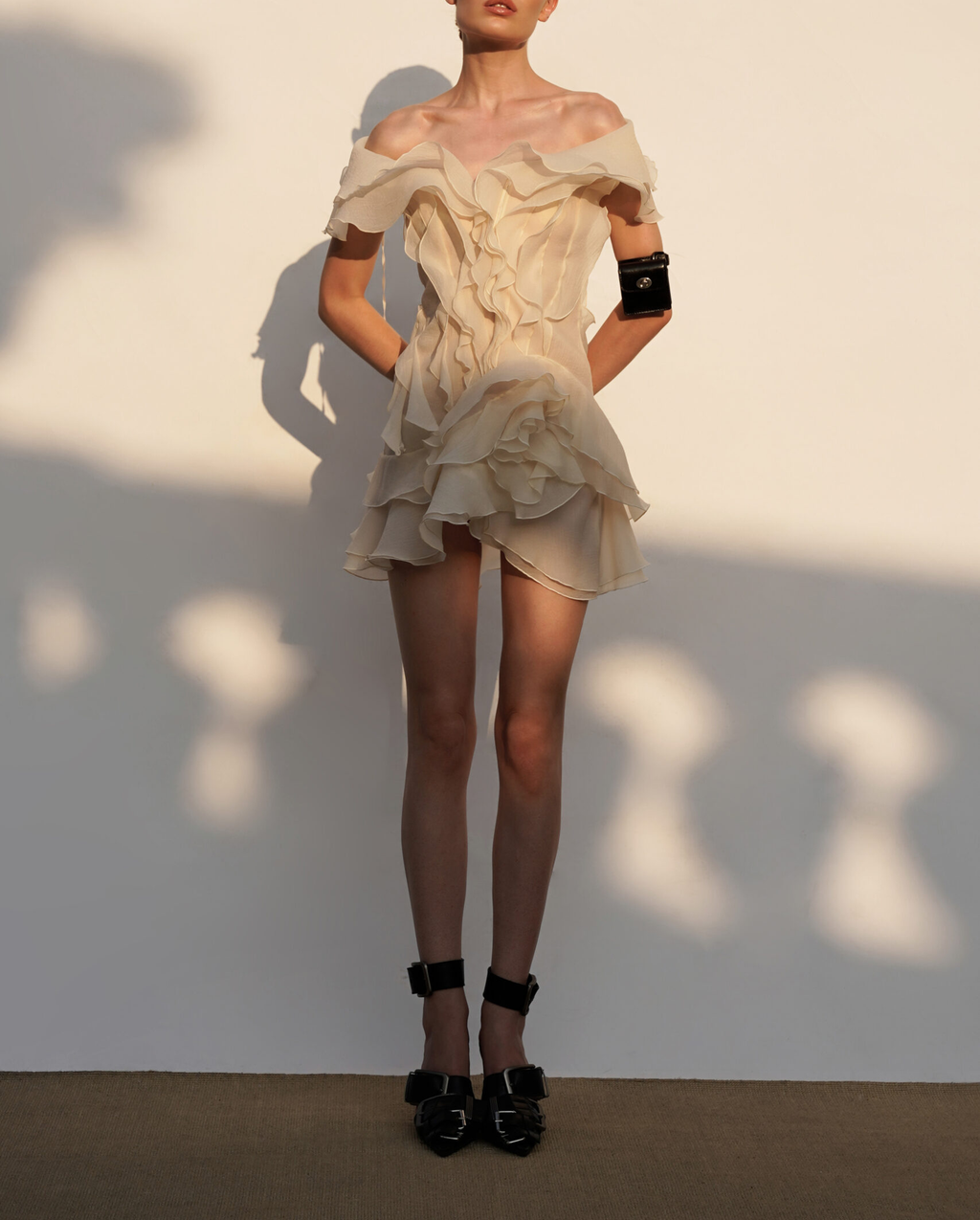 Anita | Women’s Ruffled V Neck Sleeveless Party Dress