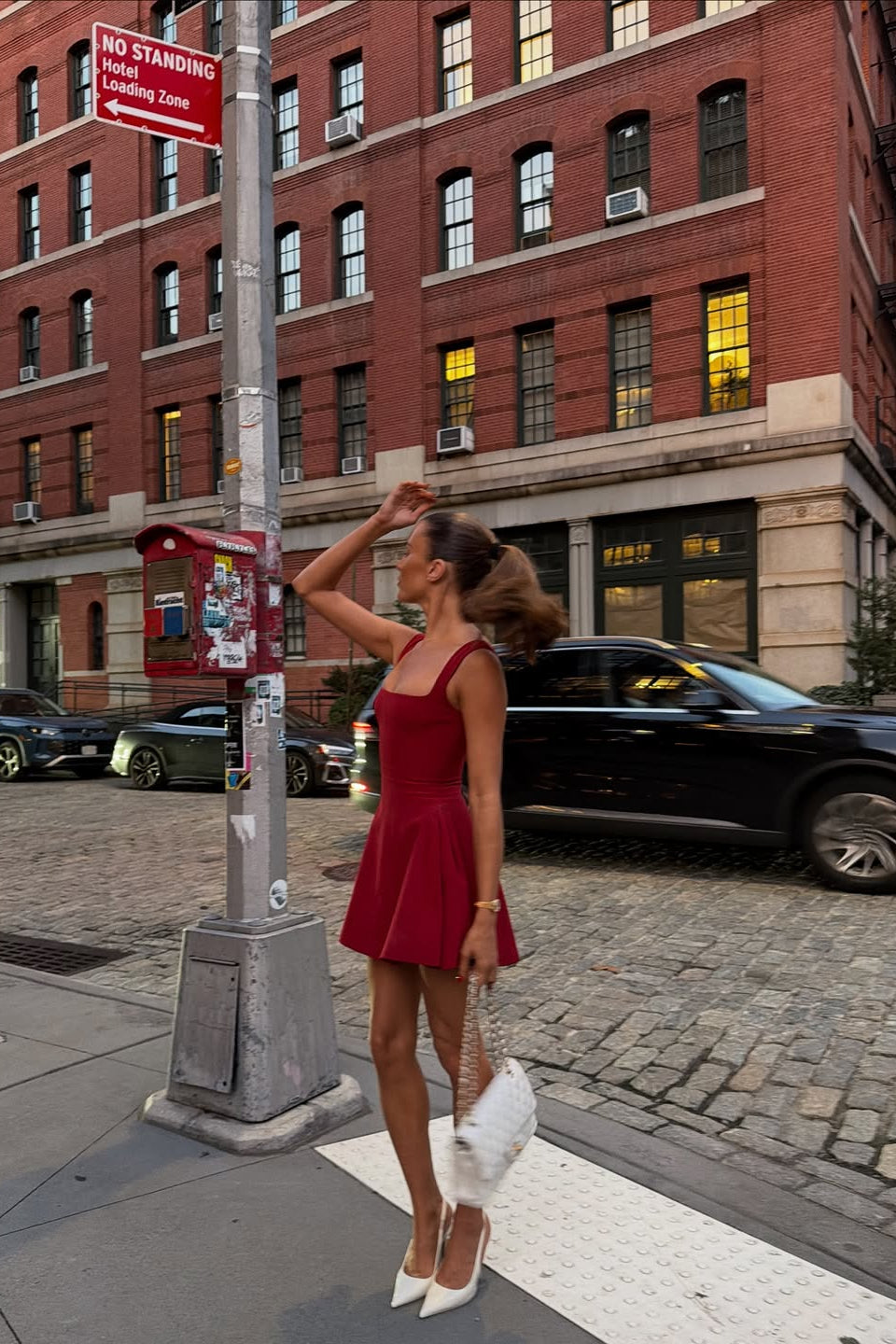 Annika | Women’s Sleeveless Square Neck Party Dress