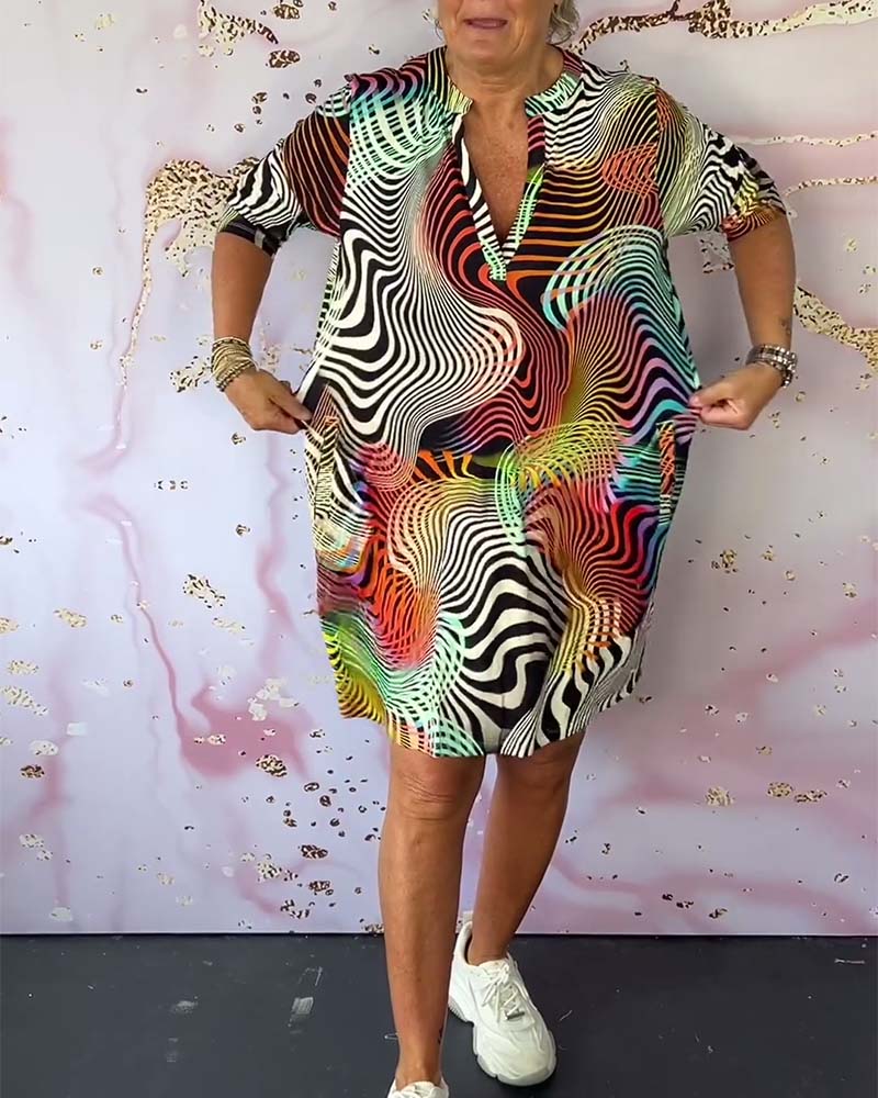 Chisom | Women’s Abstract Printed Short Sleeve Mini Dress