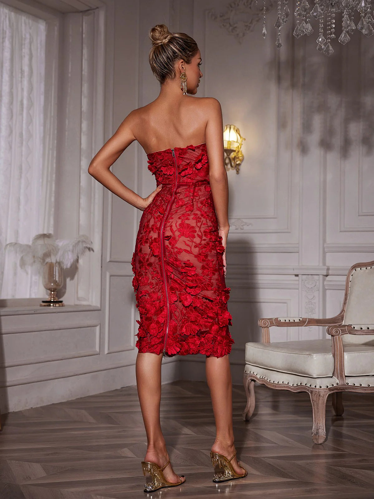 Coralee | Women’s Sweetheart Neck Sleeveless Wedding Guest Dress