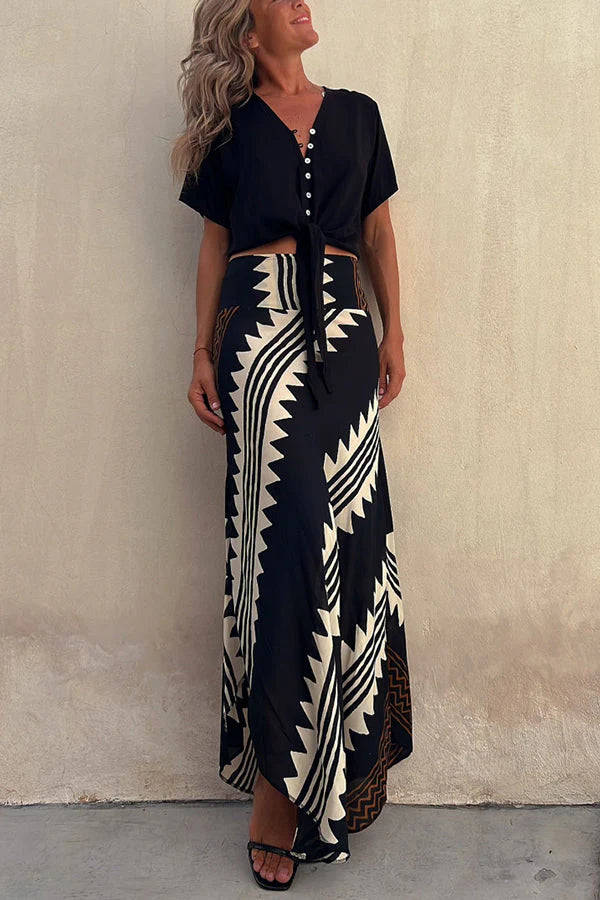 Darnesha | Women's Geometric Stripe Maxi Skirt