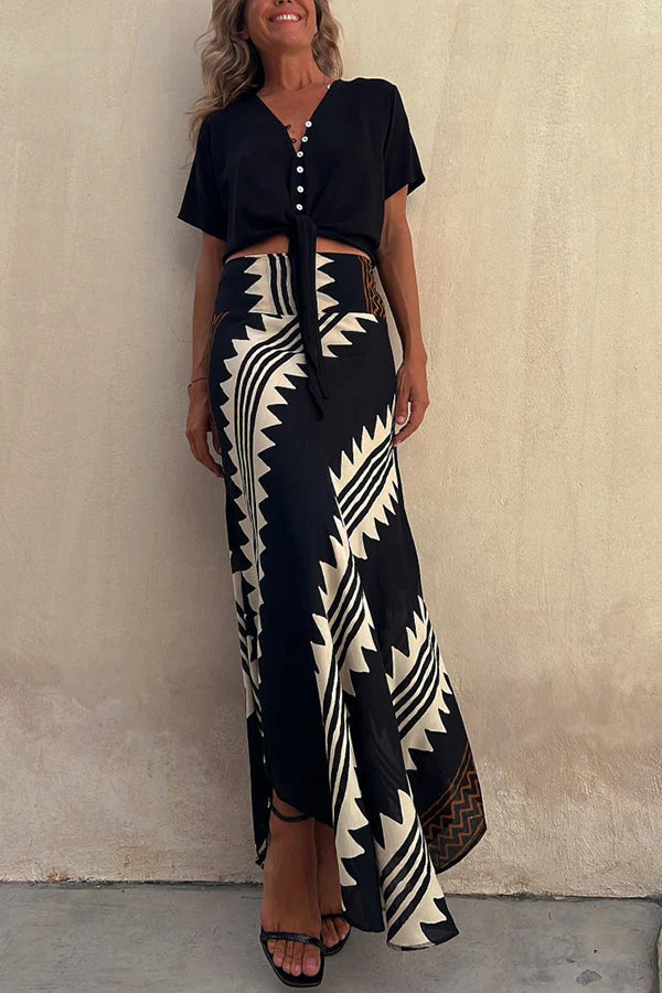 Darnesha | Women's Geometric Stripe Maxi Skirt