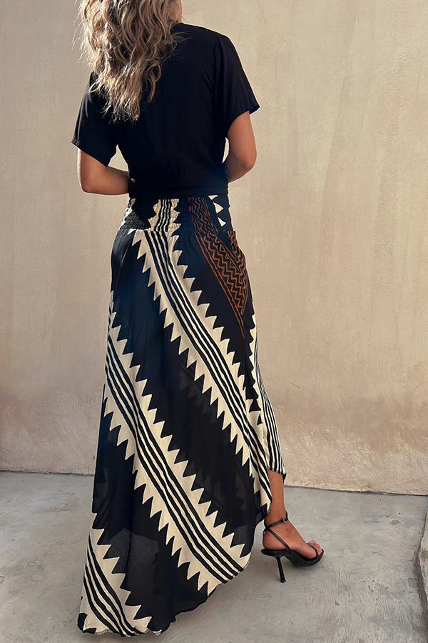Darnesha | Women's Geometric Stripe Maxi Skirt
