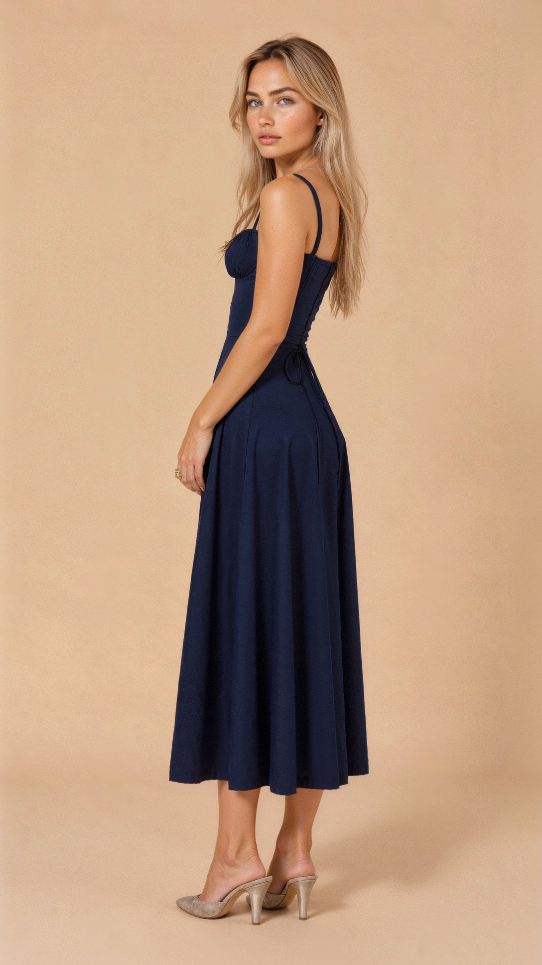 Daylee | Women's Sleeveless Sweetheart Neck Midi Dress