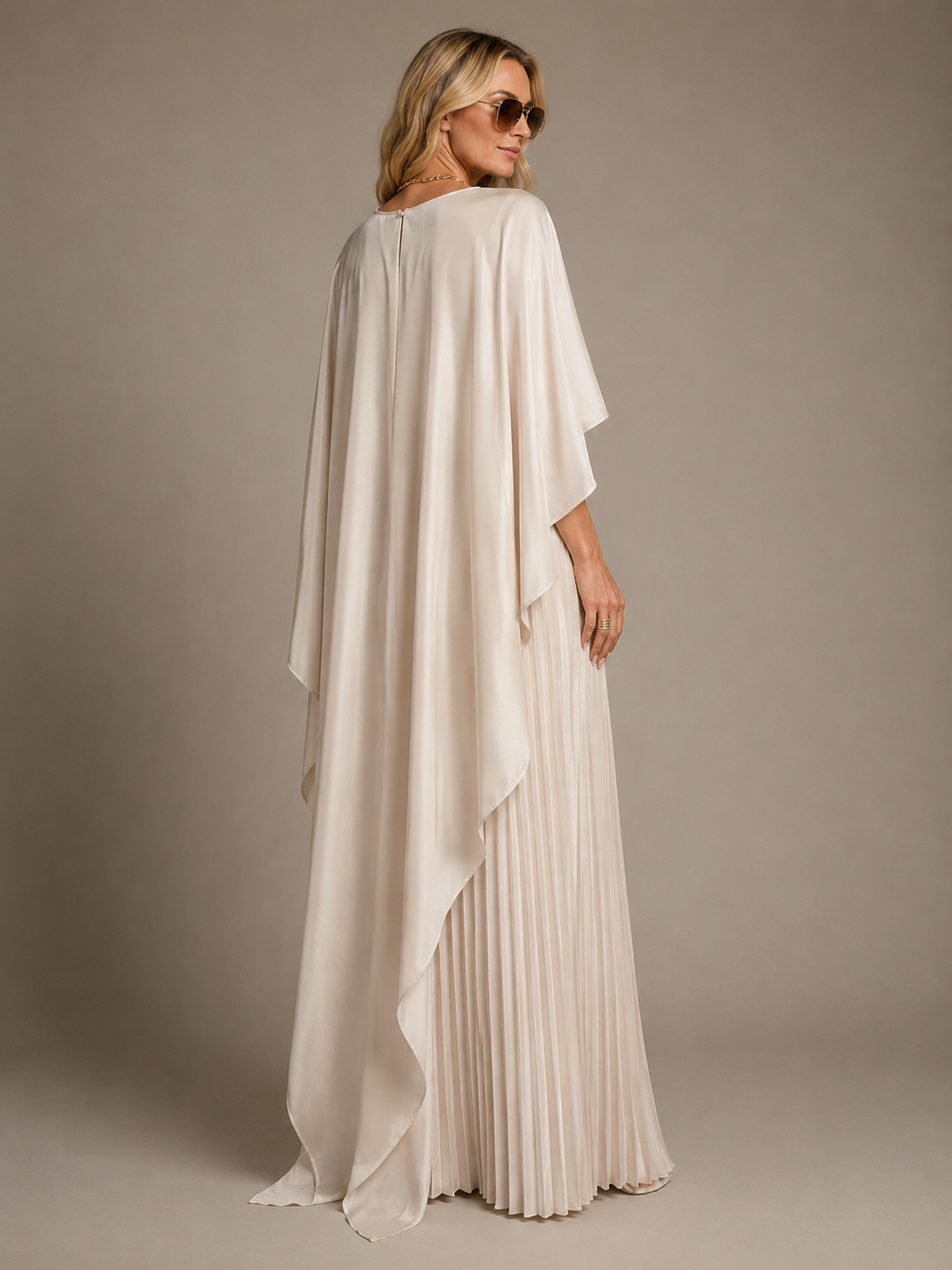 Frances | Women's Round Neck Pleated Wedding Guest Dress