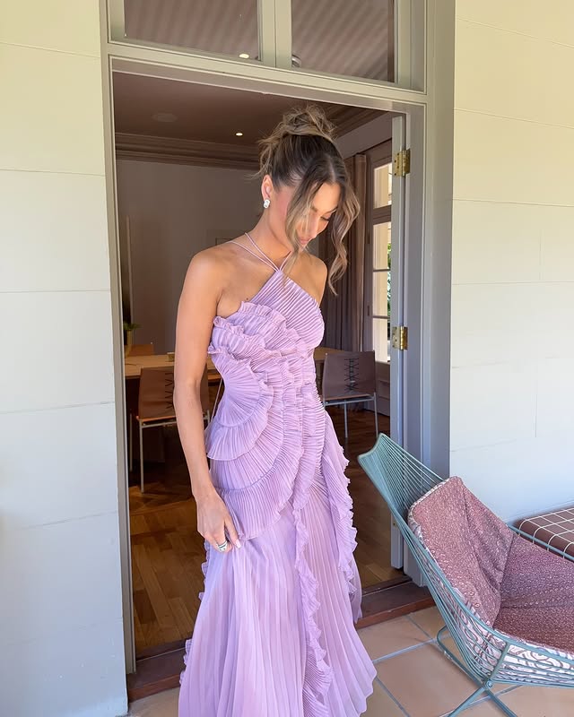 Grace | Women’s Halter Neck Sleeveless Wedding Guest Dress