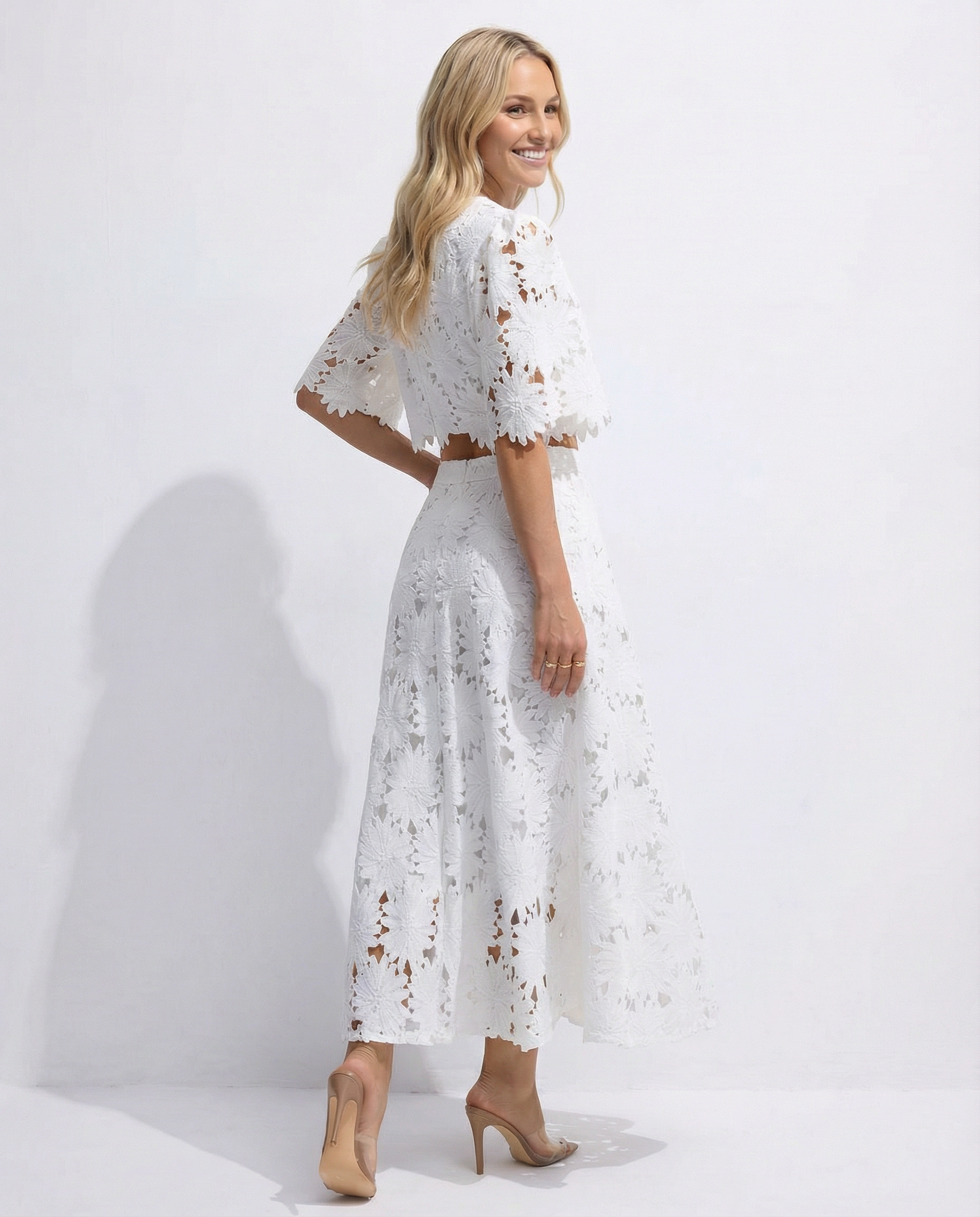 Meadow | Women's A-Line Short Sleeve Round Neck Two Piece Set