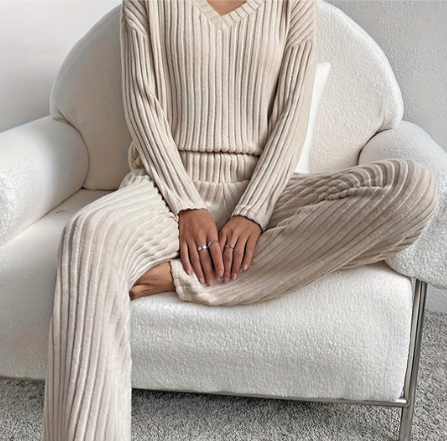 Mikayla | Women's V-Neck Long Sleeve Two Piece Matching Set