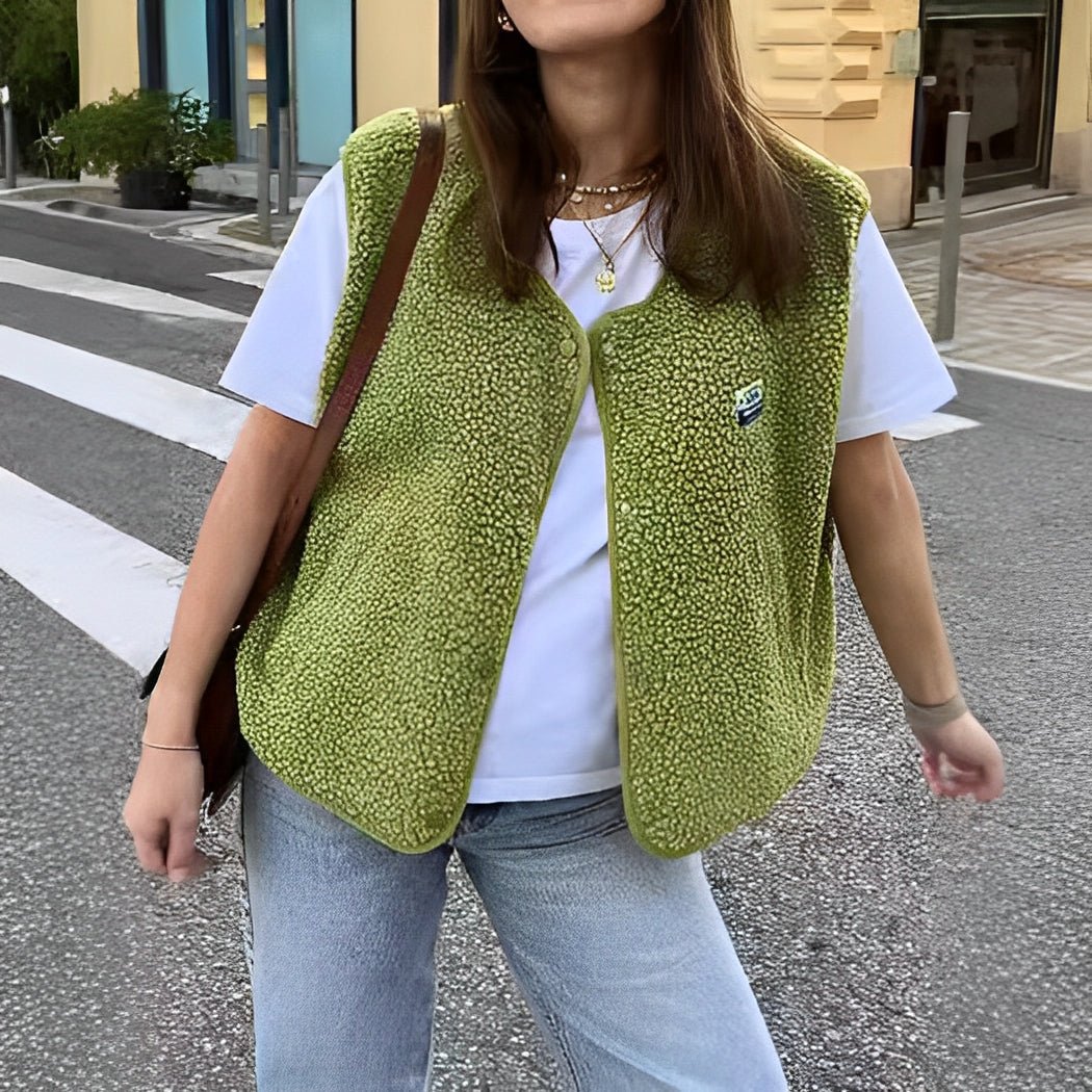 Nevaeh | Women's Button Front Sleeveless Pockets Vest
