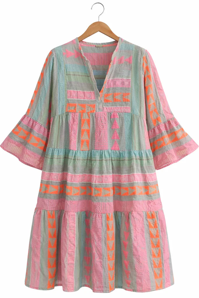 Noelle | Women’s Patterned Short Sleeve V Neck Knee Length Dress